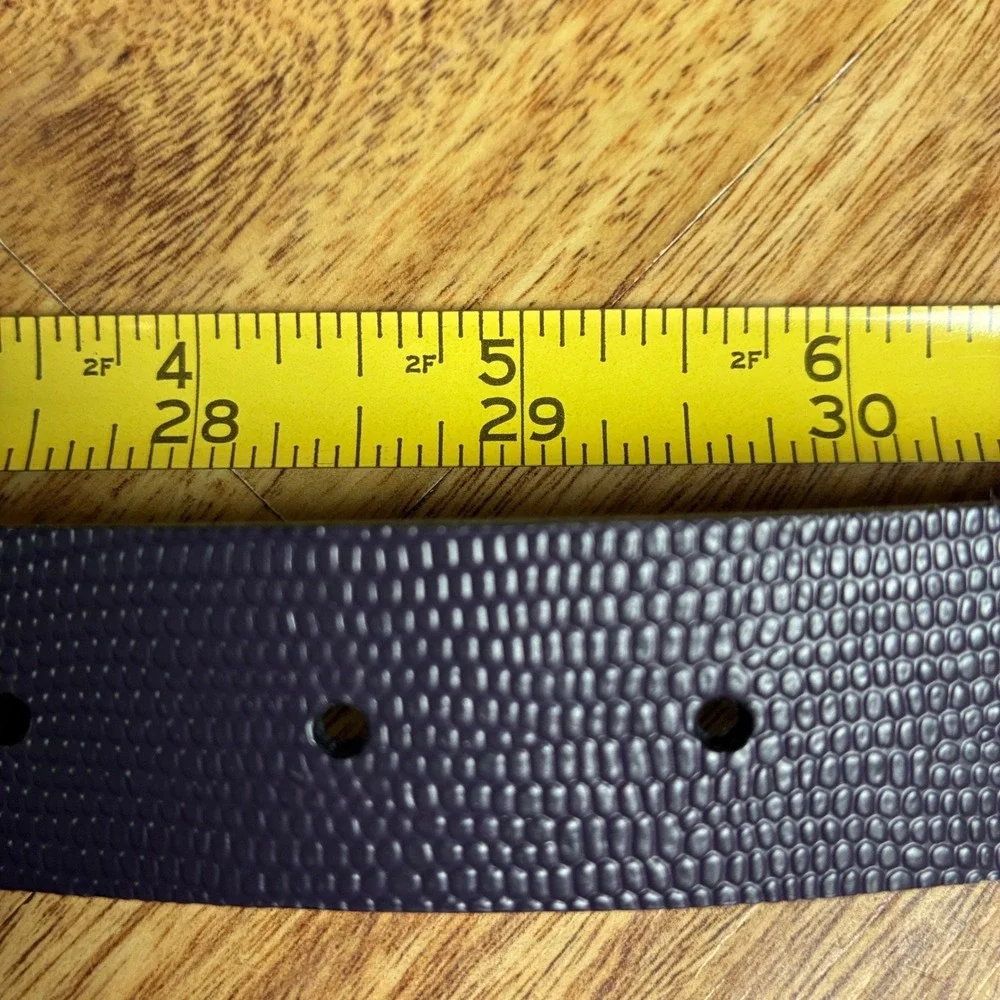 Vintage Purple Lizard Embossed Belt Size 8 Gold Horseshoe Buckle Textured